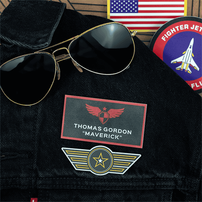 Maverick Elite Fighter Pilot with Wings and Arm Pins